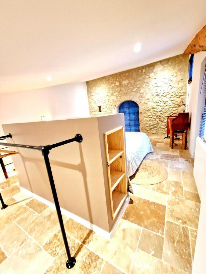 Gites De Charme - Gites Vital Peyrus Exterior photo